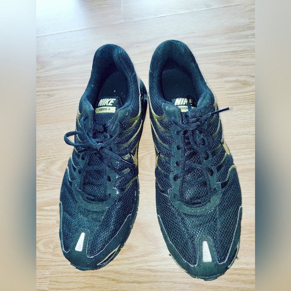 Nike Air Max torch 4